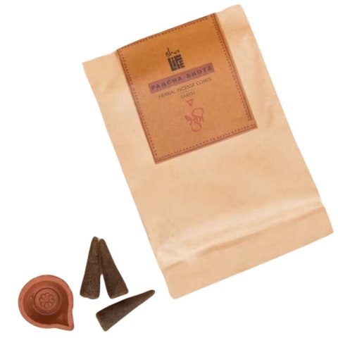 Pancha Bhuta Erde Konische Räucherstäbchen (Packung mit 20 Kegeln) Pancha Bhuta Erde Konische Räucherstäbchen (Packung mit 20 Kegeln)
