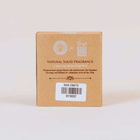 Perfumy w postaci stałej z naturalnym woskiem pszczelim Sandalwood & Vetiver (4g) Perfumy w postaci stałej z naturalnym woskiem pszczelim Sandalwood & Vetiver (4g)